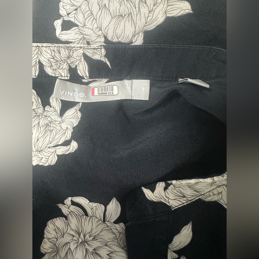 Vince Silk Floral Jumpsuit Black White Chrysanthemum Print Size M - Picture 12 of 12